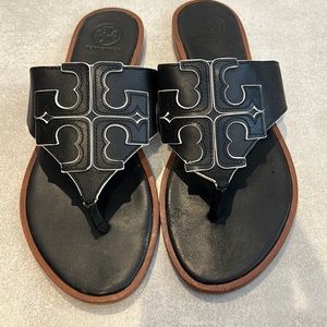 Tory Burch beautiful flat sandals